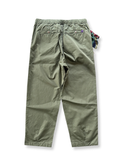 ヴィンテージプリントポケット付きワイドテーパードカジュアルパンツ 全体画像