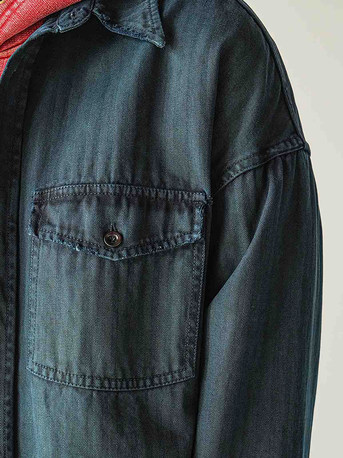 ハンドメイドのダメージ加工とパッチ ディテール画像