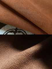 フリンジ付きのネックラインと袖口 ディテール画像