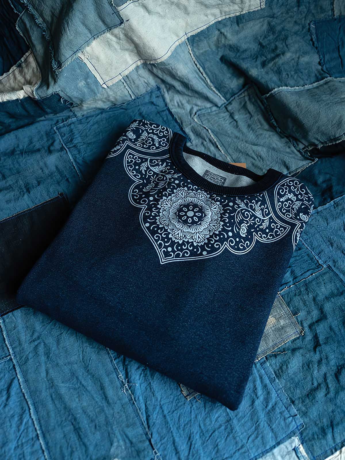 抜染による民族風パターン ディテール画像