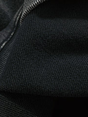 製品画像: ヴィンテージスノーウォッシュクルーネックスウェットのフロントビュー。4色展開で豊富なカラーバリエーションが魅力のデイリースウェット
詳細画像: リブ袖口とスノーウォッシュ加工のディテール。ヴィンテージ感を引き出すトレンドデザイン