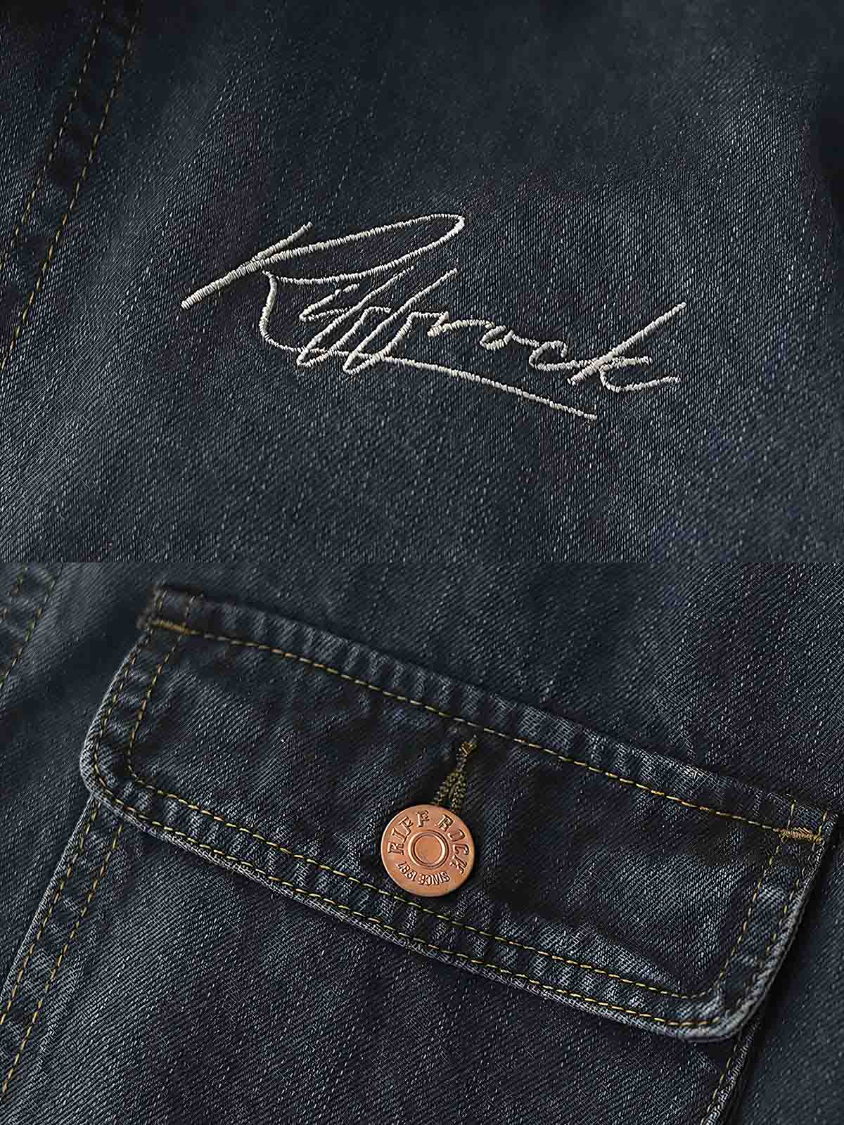 製品画像: アメリカンレトロ風 ルーズフィット ウォッシュ加工デニムワークジャケット 正面、ヴィンテージ感のあるデザイン
詳細画像: 背面の刺繍と銅色ボタンのディテール、クラシックなアクセント