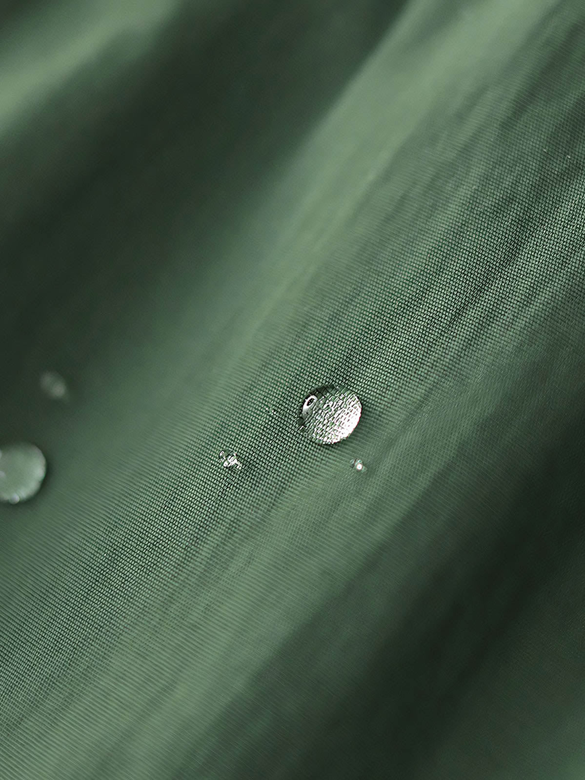 製品画像: レトロ風 配色 フード付き トレーニングジャケット 正面
詳細画像: ハーフジップと反射テープのディテール