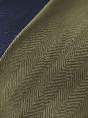 製品画像: 第二次世界大戦リバイバル TCU ジャングルコンバットジャケット メンズ 正面ビュー
詳細画像: 斜め胸ポケットと裾ポケットのディテール ヴィンテージデザインのコンバットジャケット