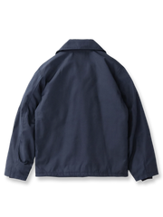 製品画像: AL-1 フライトジャケット メンズ 裏起毛 ミリタリースタイル 正面ビュー
詳細画像: ヴィンテージ風の襟と4つのポケット、防風フラップのディテール