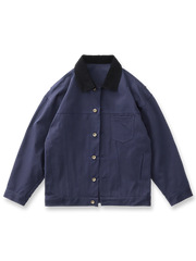 製品画像: コーデュロイ襟 オーバーサイズ ワーク ジャケット 正面、レトロ風デザイン、春秋カジュアルスタイル
詳細画像: 背面のアクションプリーツとボタンフロントのディテール、ワークテイスト、シワになりにくい高密度生地