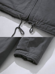 製品画像: リバーシブル厚手コーラルフリースヴィンテージワークコート全体表示。コットン表地とコーラルフリース裏地の組み合わせで、保温性とスタイルを両立したデザイン。
詳細画像: スタンドカラーとフリース裏地のディテール表示。すっきりとしたシルエットと柔らかいフリース素材が特徴。