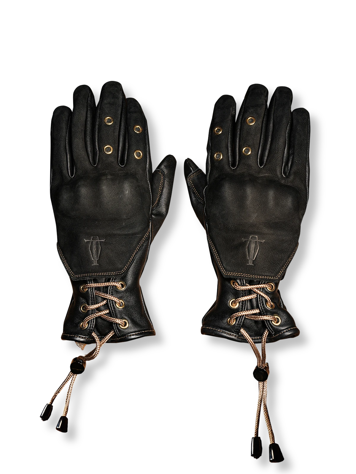 图像替代文本1:ヴィンテージ羊革バイカーズグローブ。防風、防衝撃、通気性の良いデザインで快適なライディング体験を提供。
图像替代文本2:通気性を高めるメタル通気孔が特徴的なヴィンテージ羊革バイカーズグローブ。