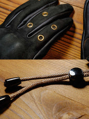 图像替代文本1:ヴィンテージ羊革バイカーズグローブ。防風、防衝撃、通気性の良いデザインで快適なライディング体験を提供。
图像替代文本2:通気性を高めるメタル通気孔が特徴的なヴィンテージ羊革バイカーズグローブ。