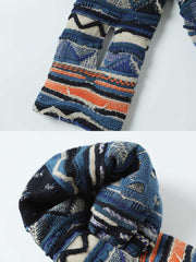 製品画像: ヴィンテージ風ウォッシュ加工厚手ニットマフラーを正面から撮影した画像。マフラーのテクスチャーやウォッシュ加工のディテールが鮮明に見えるように、素材感を強調したアングルで撮影。
詳細画像: マフラーの部分ごとにクローズアップした画像。特に、ダウン入りバージョンとコットン入りバージョンの違いや、開口部のディテールを強調した画像を撮影。マフラーの質感、縫製、仕上げ部分を鮮明に見せる。