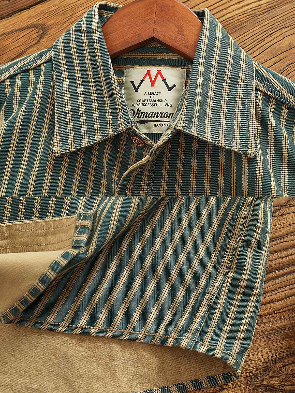 1. 製品画像(Main Image):
ストライプ柄ワークシャツ、ヴィンテージ風デザイン、ウォッシュ加工シャツ、秋冬向けシャツ、厚手ワークシャツ
2. 詳細画像(Detail Image):
ストライプ柄のアップ画像、ウォッシュ加工の生地、ワークシャツのディテール、フラップポケットとアーチ型裾の特写