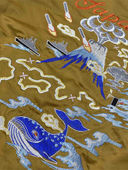 製品画像: リバーシブル 横須賀 富士山と鬼若丸刺繍 ジャケット全体画像、日本の伝統を感じさせる刺繍デザイン
詳細画像: 富士山と鬼若丸の刺繍ディテール、横須賀刺繍の高度な技法と精巧なデザイン