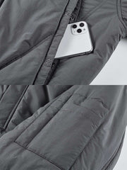 製品画像: アメリカンヴィンテージ リバーシブル ベースボールジャケットの全体画像、面ファスナー付き空軍ワッペンとスカル&コイン刺繍が特徴の個性的デザイン
詳細画像: 背面に施されたスカルとコインの刺繍ディテール、面ファスナー付き空軍ベースボールワッペンの特写、高耐久ポリエステルと柔らかなレーヨン素材