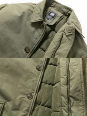 製品画像ALT代替テキスト
クラシックなミドル丈キルティング中綿コート、3色展開(ベージュ、グリーン、ブラック)、冬の防寒に最適。
詳細画像ALT代替テキスト
防風・防水性能を備えたダブルジップとポケットディテールが特徴の中綿コート。