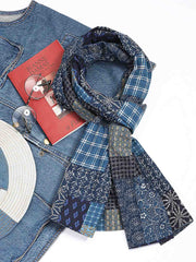 製品画像ALT代替テキスト
インディゴ染め ヴィンテージ風 コットンリネン混紡マフラー、春秋向けの柔らかい通気性の良いマフラー全体展示。
詳細画像ALT代替テキスト
天然インディゴ染めのヴィンテージ調プリントマフラーのディテール、通気性と柔らかな質感が特徴。