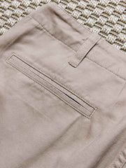 製品画像: 和風ヴィンテージペイント装飾付きワイドストレートパンツの全体画像、ハンドペイントとウォッシュ加工で仕上げたカジュアルデザイン
詳細画像: ペイント装飾とウォッシュ加工コットンのディテール、ユーズド感を強調した質感