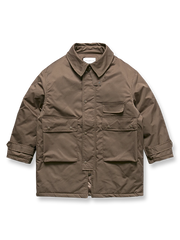 製品画像: ミドル丈ヴィンテージワークコート全体像、実用的な多ポケットデザイン、防風・撥水性能で冬に最適
詳細画像: ワークコートの多ポケットディテール展示、ヴィンテージスタイルの収納力とデザイン性