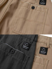 製品画像
ワイドレッグデザインの厚手ヘリンボーン生地ワークパンツ。カジュアルでリラックスしたシルエットが秋冬のコーディネートに最適で、実用的なポケットとドローストリングデザインが特徴です。
詳細画像
厚手のヘリンボーン生地で作られたワークパンツのディテール。ドローストリングとクラシックなワークスタイルのポケットがしっかりと機能性とデザイン性を兼ね備えています。