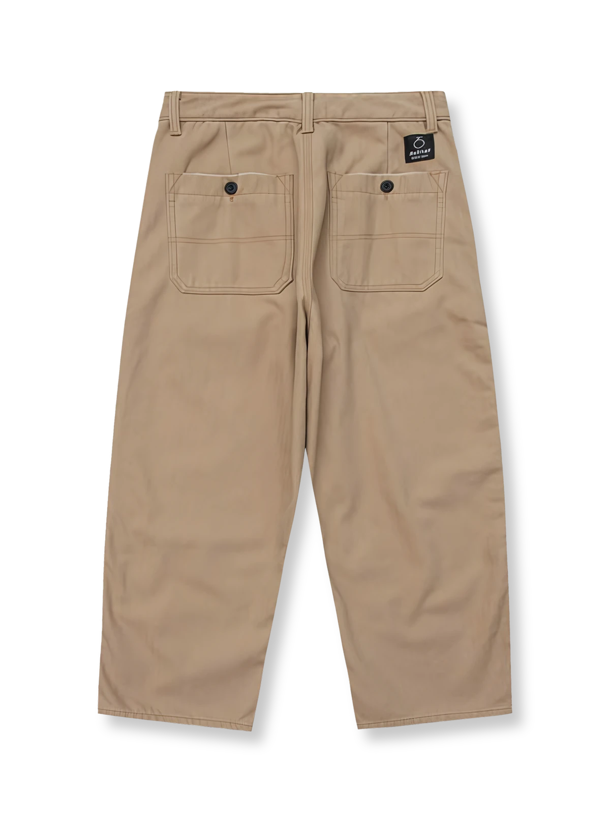 製品画像
ワイドレッグデザインの厚手ヘリンボーン生地ワークパンツ。カジュアルでリラックスしたシルエットが秋冬のコーディネートに最適で、実用的なポケットとドローストリングデザインが特徴です。
詳細画像
厚手のヘリンボーン生地で作られたワークパンツのディテール。ドローストリングとクラシックなワークスタイルのポケットがしっかりと機能性とデザイン性を兼ね備えています。