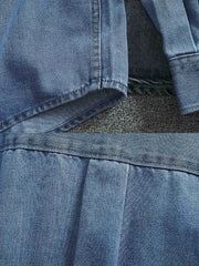 製品画像:
ヴィンテージウォッシュ加工のデニムシャツの正面画像。自然な風合いとカジュアルなスタイルが特徴で、日常使いにぴったり。
詳細画像:
シャツのワークポケットとウォッシュ加工のディテールをクローズアップ。生地感とデザインの細部がよく見えるように撮影されています。