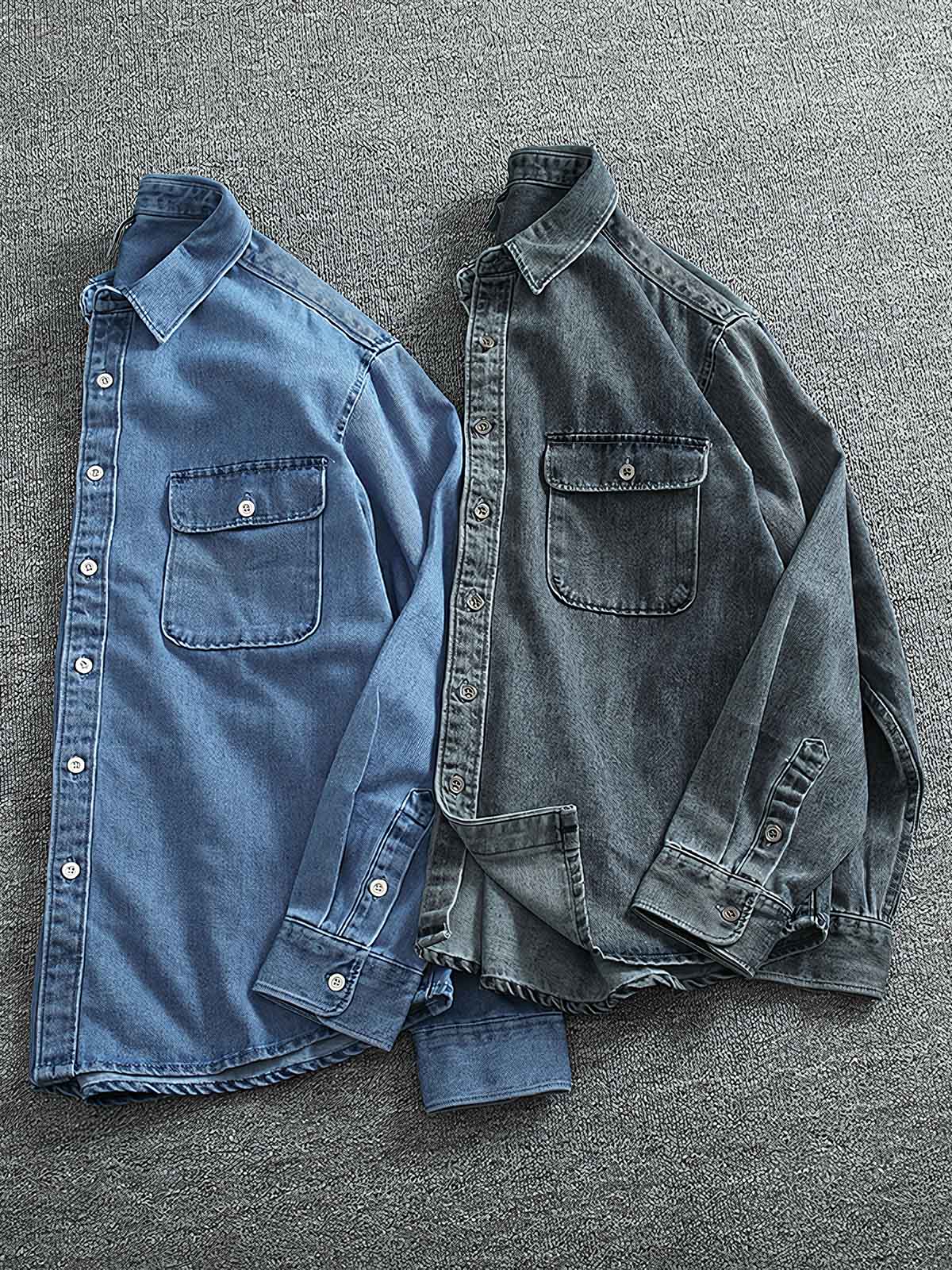 製品画像:
ヴィンテージウォッシュ加工のデニムシャツの正面画像。自然な風合いとカジュアルなスタイルが特徴で、日常使いにぴったり。
詳細画像:
シャツのワークポケットとウォッシュ加工のディテールをクローズアップ。生地感とデザインの細部がよく見えるように撮影されています。