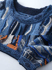 製品画像
反戦テーマ藍染めウォッシュニットの全体展示。藍染めウォッシュ加工が施されたユニークなデザインが特徴で、反戦テーマを表現しながらもカジュアルでリラックスした雰囲気が漂います。ヴィンテージ感溢れるニットで、平和メッセージを込めた特別なアイテムです。
詳細画像
ニットのディテールと藍染めデザインのアップ。藍染めの細部やウォッシュ加工の風合いが強調され、反戦テーマが形となった特別なデザインが際立ちます。手作り感とヴィンテージ感が溢れるアイテムです。