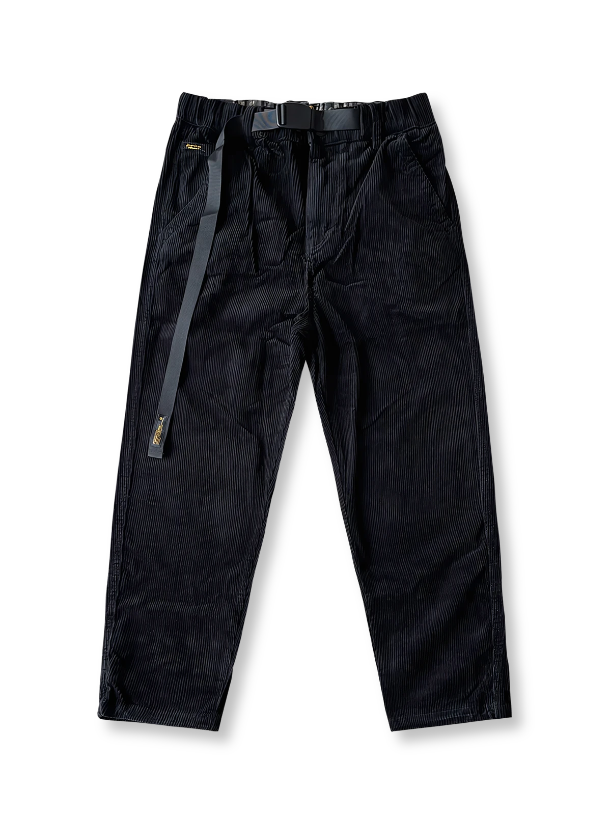 製品画像: クラシックなコーデュロイ素材とワークデザインを融合したカジュアルパンツ全体の外観、ペイズリー柄の裏地がアクセント。
詳細画像: 純銅製YKKジッパーやウエスト部分の伸縮性ゴム仕様、ペイズリー柄裏地のディテールクローズアップ。