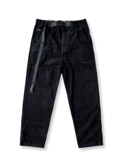 製品画像: クラシックなコーデュロイ素材とワークデザインを融合したカジュアルパンツ全体の外観、ペイズリー柄の裏地がアクセント。
詳細画像: 純銅製YKKジッパーやウエスト部分の伸縮性ゴム仕様、ペイズリー柄裏地のディテールクローズアップ。