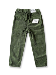 製品画像: クラシックなコーデュロイ素材とワークデザインを融合したカジュアルパンツ全体の外観、ペイズリー柄の裏地がアクセント。
詳細画像: 純銅製YKKジッパーやウエスト部分の伸縮性ゴム仕様、ペイズリー柄裏地のディテールクローズアップ。