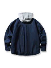 製品画像代替テキスト
フード付きウォッシュドデニム中綿ジャケット、ヴィンテージ風デザインの全体画像。多ポケットデザイン、グレーのフードとウォッシュドデニムの質感が際立つ秋冬ジャケット。
詳細画像代替テキスト
ウォッシュドデニムの質感を強調したフード付き中綿ジャケットのディテール。多ポケットデザインとフード部分のヴィンテージ感、質感にこだわった作り。