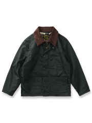 製品画像: コーデュロイカラーのコントラスト襟とオイルワックス加工が施されたハンティングジャケット。高密度梭織生地を使用し、耐久性とレトロ感を兼ね備えたデザイン。
詳細画像: チェック柄のキルティングライニングとスナップボタン付き風防襟のディテール。YKKのダブルヘッドラウンドリングジッパーと多機能ポケット配置が実用性を高めています。