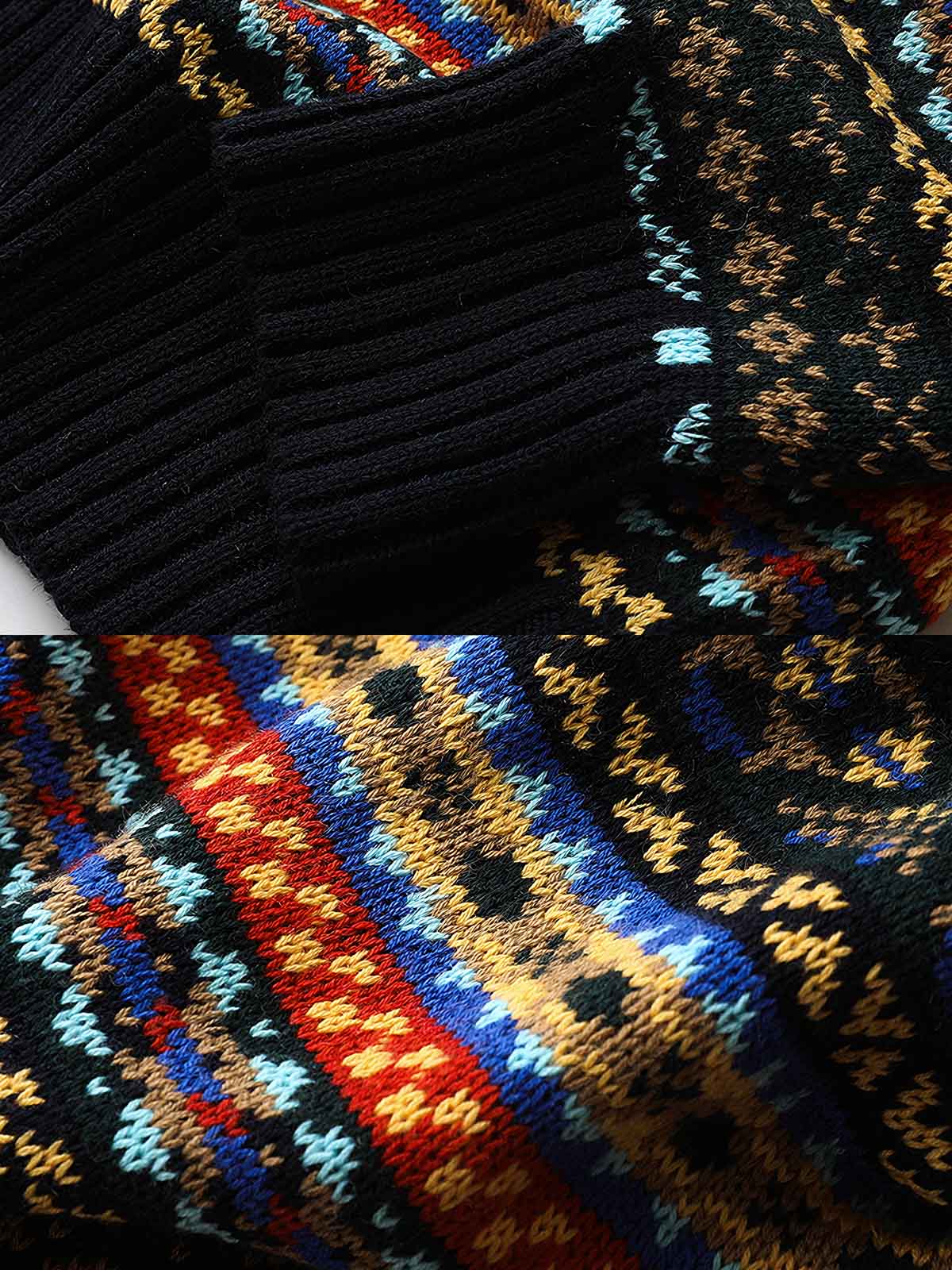 製品画像:クラシックなフェアアイル柄デザインのクリスマスセーター、ウール混紡素材で温かみのある着心地。祝祭的な雰囲気を演出するデザイン。
詳細画像:フェアアイル柄のジャガード編みディテール、クリスマスシーズンにぴったりのデザイン。ウール混紡素材で柔らかく快適な保温性を提供。