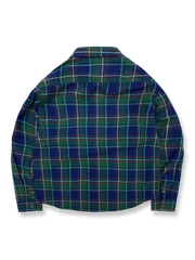 製品画像: 100%コットンツイル起毛素材のヴィンテージ風イギリス風チェック柄シャツ。秋冬に最適な柔らかな肌触りと優れた保温性。
詳細画像: ゆったりとしたシルエットのチェック柄シャツ。デニムやカジュアルパンツとの相性が良く、重ね着にも最適。