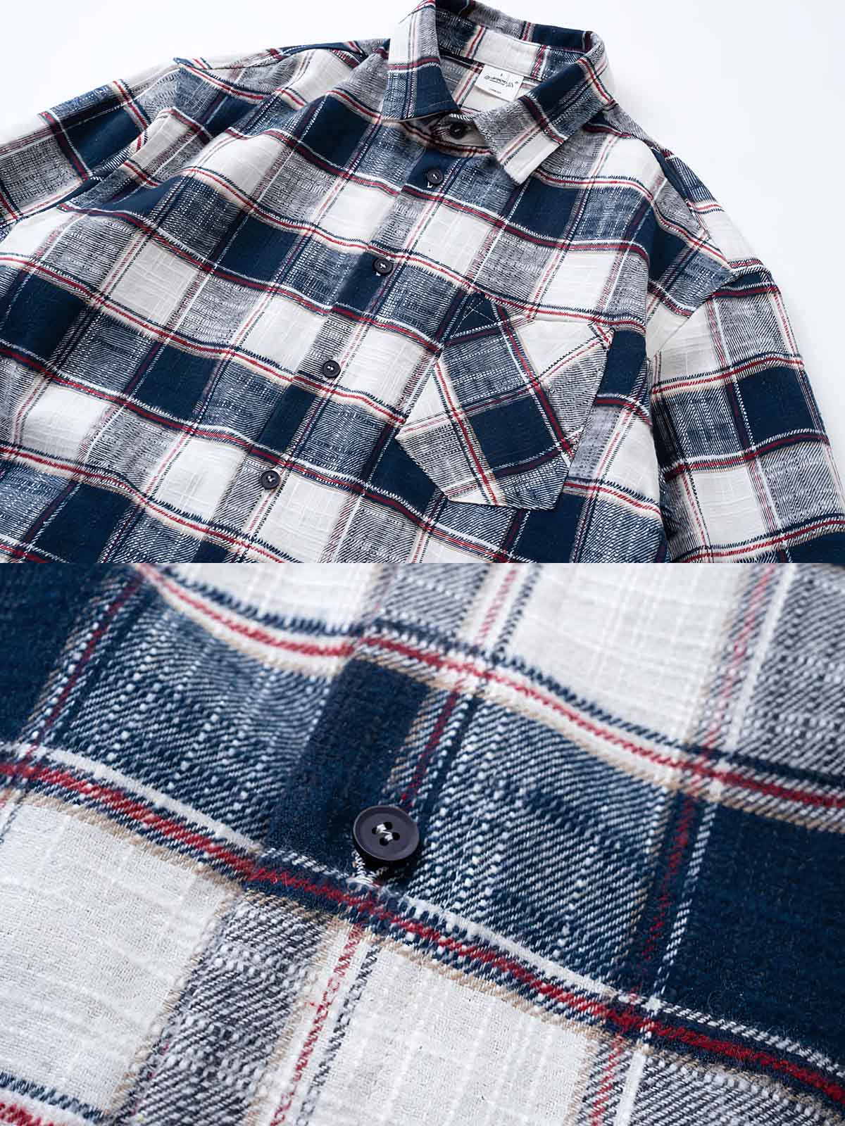 製品画像
高品質な竹節編みコットン素材を使用したチェック柄シャツ。柔らかな触感と優れた保温性を兼ね備え、レトロなチェックデザインが冬の必需品として、快適でスタイリッシュな着心地を提供します。
詳細画像
竹節編みコットン素材による柔らかな肌触りと温かさ。斜めのチェックパッチワークデザインの胸ポケットが視覚的な奥行きを加え、バックは軽くラウンドした裾デザインで、リラックスした印象を与えます。