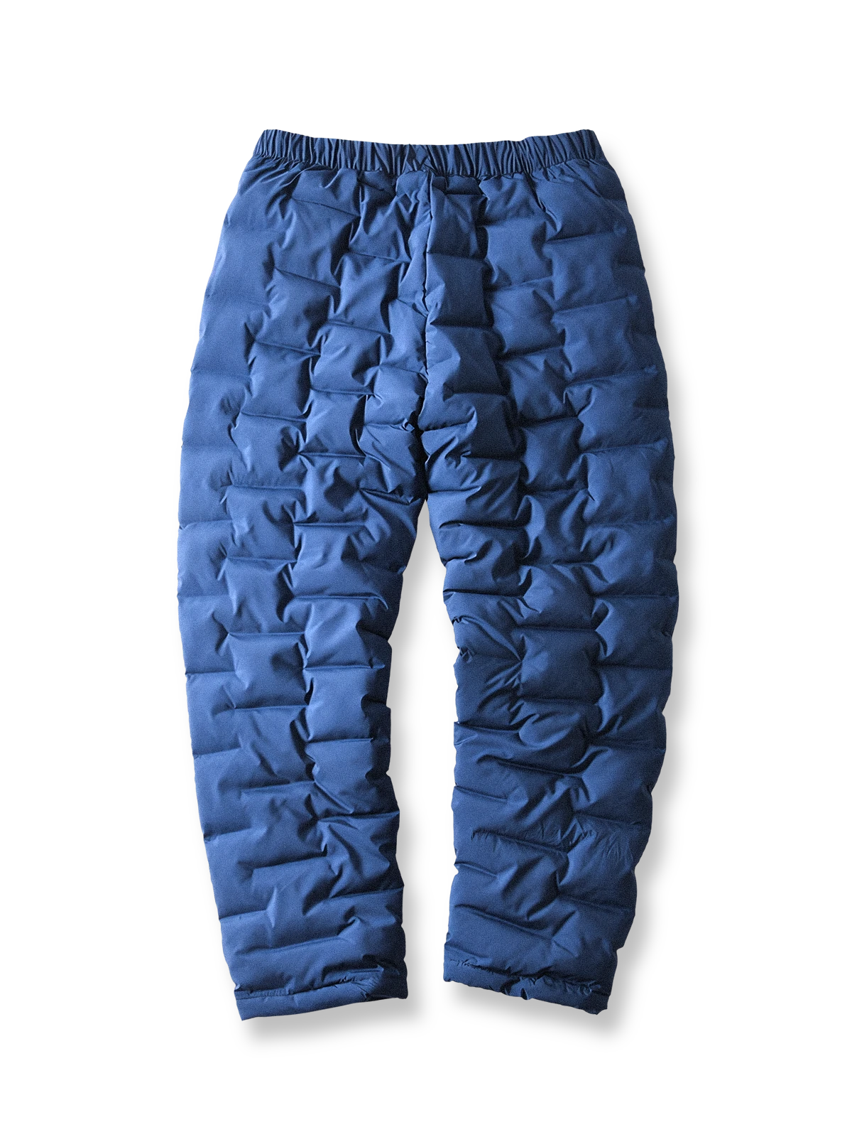 製品画像
高機能保温中綿 防風・防寒中綿パンツ全体図。防風性・撥水性に優れたナイロン素材とシンプルなデザインで、寒冷地のアウトドア活動に最適な秋冬アイテム。
詳細画像
防風・撥水ナイロン素材の質感、高機能保温中綿の充填構造、裾の調整仕様と立体裁断デザインによる動きやすさのディテール特写。