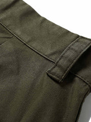 製品画像
「異素材パッチワーク ワイドシルエット カジュアルパンツ全体像。日本製オールコットン素材とストリートファッション美学を融合したデザインが特徴」
詳細画像
「異素材パッチワーク ワイドシルエットパンツのパッチワークディテールとYKK製シルバージッパーのクローズアップ。洗練されたディテールと高品質な仕上がり」