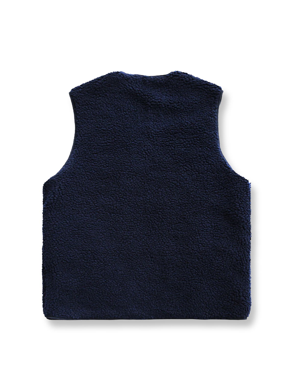 製品画像
リバーシブルデザインのフリースベスト。片面はクラシックなフリース素材、もう片面は滑らかなナイロン調の素材で、軽量で暖かく、通勤やアウトドアシーンで活躍します。フルジップ仕様で着脱も簡単。
詳細画像
両面の異なる素材と大容量ポケットのディテール。カジュアルスタイルからモダンな印象に切り替え可能で、収納力も十分。