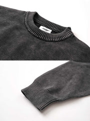 製品画像:
「バティック染め ウォッシュ加工 プルオーバーニットの正面全体展示図。コットン100%の柔らかな素材に独特なウォッシュ加工を施し、ヴィンテージ感と豊かなテクスチャを兼ね備えたデザインが特徴。」
詳細画像:
「バティック染めとウォッシュ加工による独特な表面テクスチャをクローズアップ。柔らかなコットン素材の質感とヴィンテージ感漂う加工のディテールが特徴。」