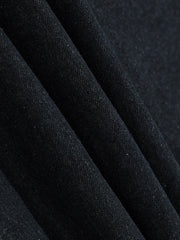 製品画像
デニム はんてん 中綿 厚手の全体展示図。伝統的なはんてんデザインとデニム素材が融合した、レトロとモダンを兼ね備えた秋冬にぴったりのアイテム。
詳細画像
カラーブロックポケットとジッパーデザインのディテールクローズアップ。ユニークなデザインが視覚的なアクセントを加え、実用性とスタイルを両立。