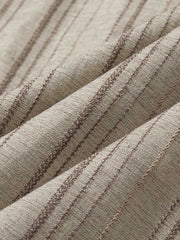 製品画像: レトロストライプダブルポケット長袖シャツ全体展示 詳細画像: シャツ胸部のダブルポケットディテール