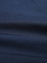 製品画像
厚手キャンバス生地で作られた刺繍キャンバスシャツの全体画像。1960年代のミリタリーユニフォームを再現したヴィンテージ感あるデザインが特徴。
詳細画像
フランス・ペリグーとアメリカ・カリフォルニア州をモチーフにした繊細な刺繍ディテールのクローズアップ。実用的なフラップ付きポケットも強調。