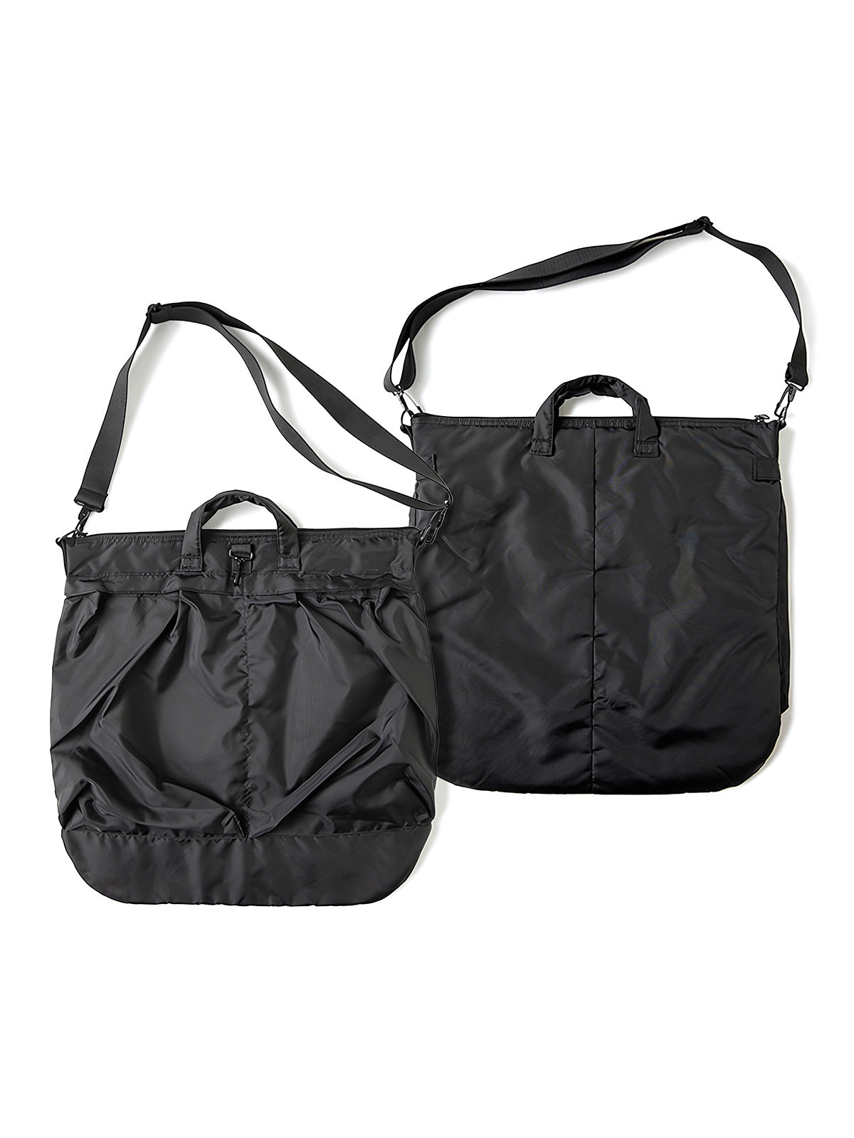 製品画像
1960年代のUSAFナイロンヘルメットバッグをリバイバルしたデザインの全体画像。防水性を備えた高密度ナイロン素材と多機能収納ポケットを特徴とするクラシカルなミリタリーバッグ。
詳細画像
フロント部分の立体収納ポケット、金属製フック、YKK製ナイロンファスナー、そしてキルティング加工された内部の中綿ディテールを強調したクローズアップ画像。