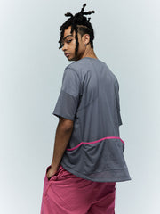 モデル画像:モデルがメッシュ通気性サイクリングジャケット半袖を着用