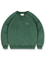 製品画像
「N.COLOR懐かしさの色シリーズの色落ち加工スウェット全体イメージ。420g厚手コットン生地とスノーウォッシュ加工が特徴で、レトロカラーがヴィンテージスタイルを引き立てる一着。」
詳細画像
「胸元の英文字プリントとスノーウォッシュ加工による色落ち感が際立つ生地のディテールクローズアップ。柔らかな肌触りと褪色の質感が魅力。」