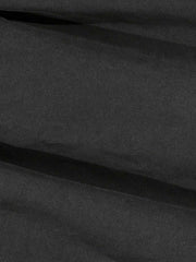 製品画像: クラシックなボア襟付きワーク中綿ジャケットの正面全体画像。コットン素材の表地と柔らかなボア襟が特徴的なデザイン。
詳細画像: 柔らかなボア襟部分と、中綿構造の裏地を映したディテールクローズアップ画像。保温性を高める立体感のある仕上がりが際立つ。