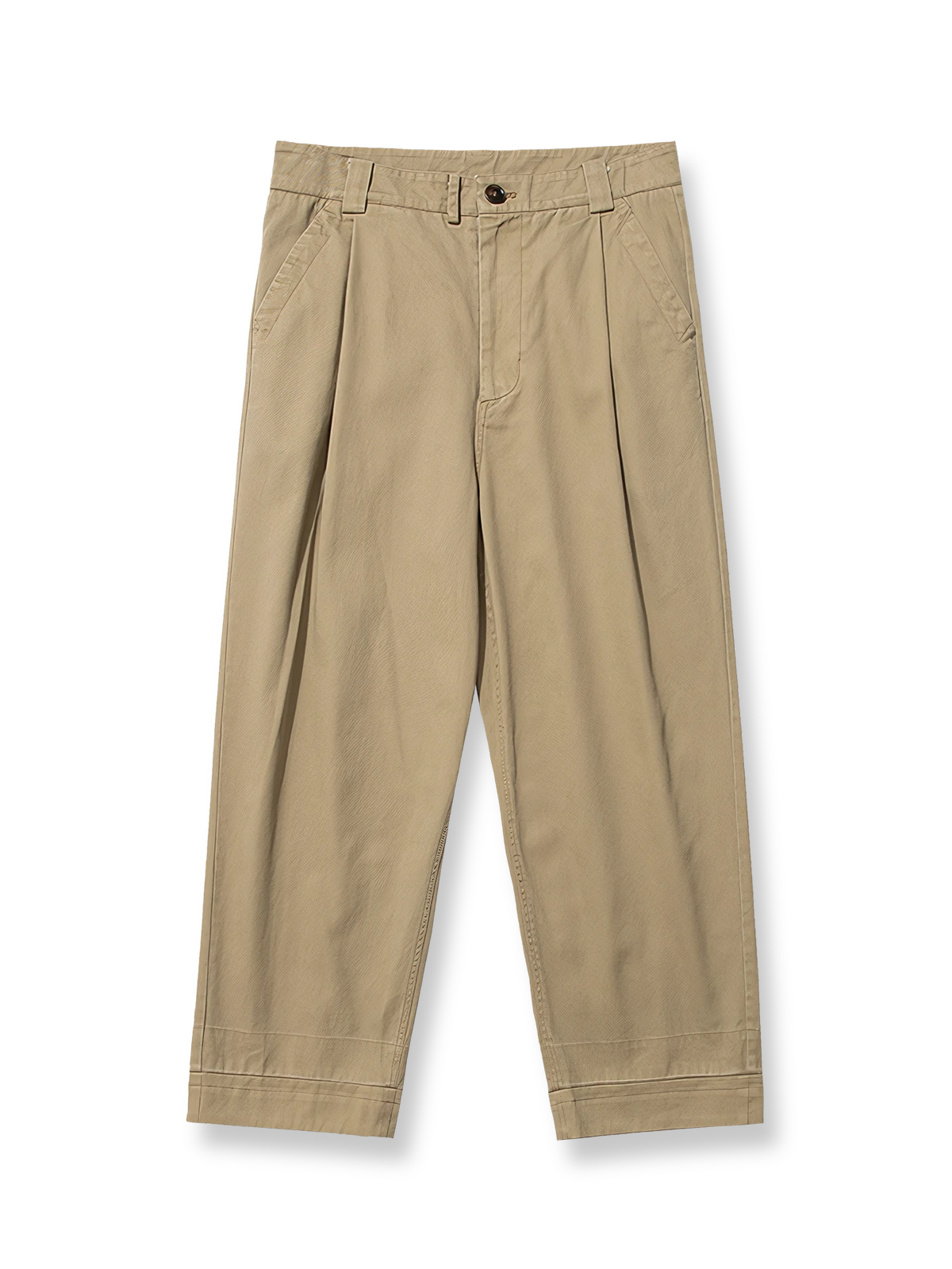 製品画像: サンドウォッシュ加工を施した九分テーパードカジュアルパンツ全体展示、ヴィンテージ風の質感とクラシックなストレートカット
詳細画像: ウエストのプリーツディテールとサンドウォッシュ加工のクローズアップ、自然な色褪せ感と立体感を強調