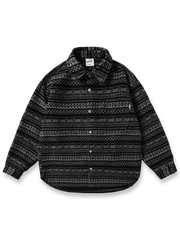 製品画像: 民族風ジャガードツイード長袖シャツの正面展示画像。独特なジャガードツイード柄と加厚デザインで、レトロな民族風スタイルを強調。ウール混紡素材で暖かさを提供。
詳細画像: ジャガードツイード柄の織り目と、ウール混紡素材の質感をアップで展示。厚手デザインが秋冬に最適な保温性を実現。