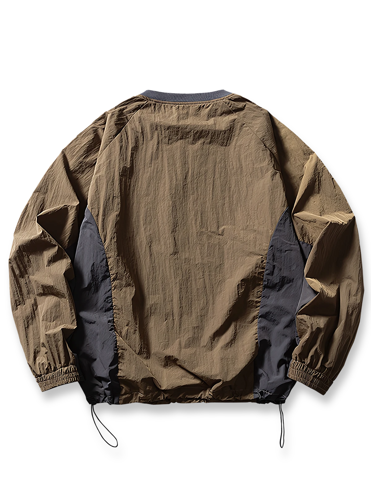 製品画像
「軽量で通気性に優れた機能性プルオーバースウェットシャツ正面展示図。100%ナイロン素材使用で、防風性と耐久性を兼ね備え、アウトドアスポーツに最適な一着。」
詳細画像
「ゴム仕様の袖口ディテールと胸元に刺繍されたシンプルなロゴの特写。袖口のゴムが保温効果を強化し、シンプルなデザインで上質感を演出。」