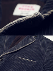 子母コーデュロイ生地と手作業によるヴィンテージ加工のディテール