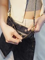 ミニデニムショルダーバッグの全体ビュー